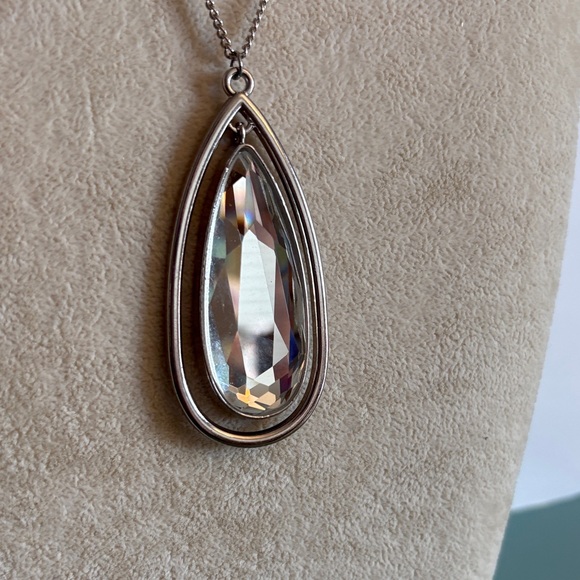 Long Silver Tone Teardrop Pendant Necklace Smoky Crystal 36” - Picture 3 of 6